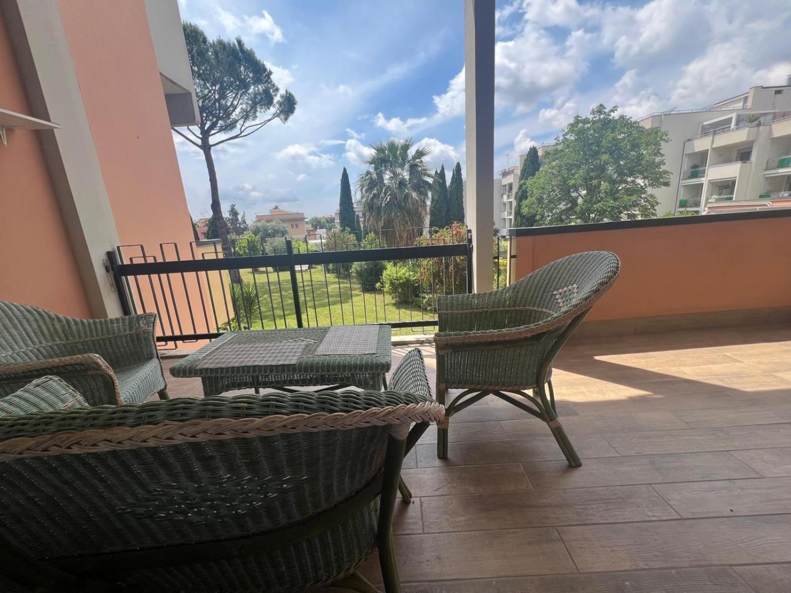Apartment House - Parco Tirreno By Ohana Rome